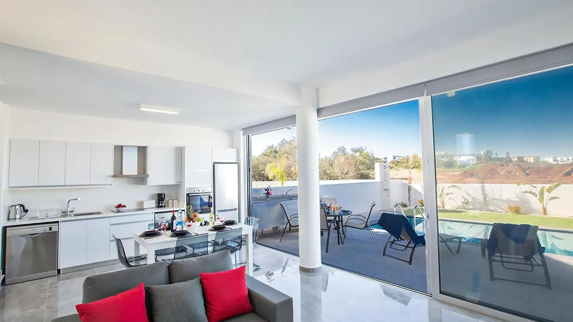 Villa Olive Silver, Brand New, Contemporary 2Bdr Protaras Villa With Private Pool